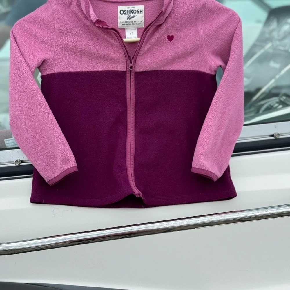 Children OshKosh fleece jacket